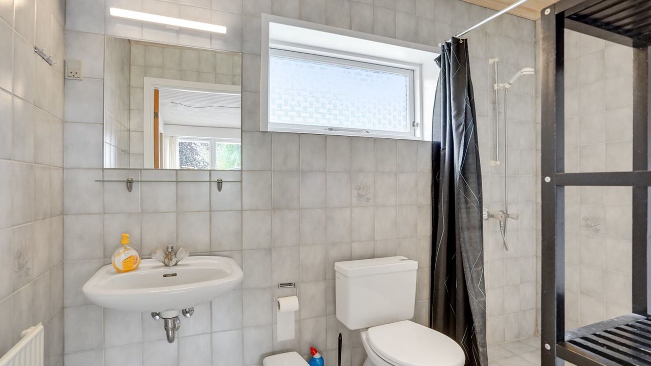 Photo of Bathroom in Skaerbaek