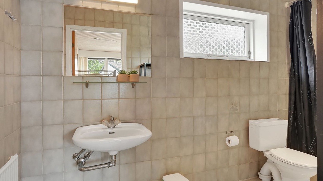 Photo of Bathroom in Skaerbaek