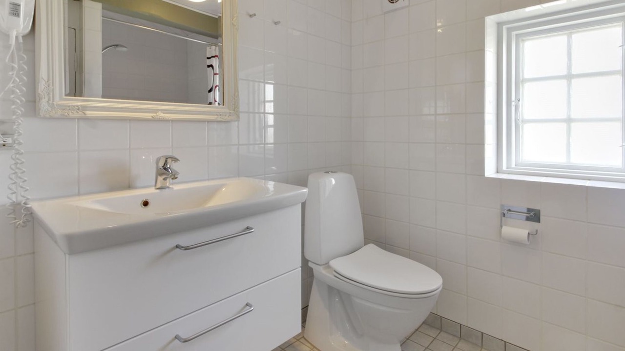 Photo of Bathroom in Ballum