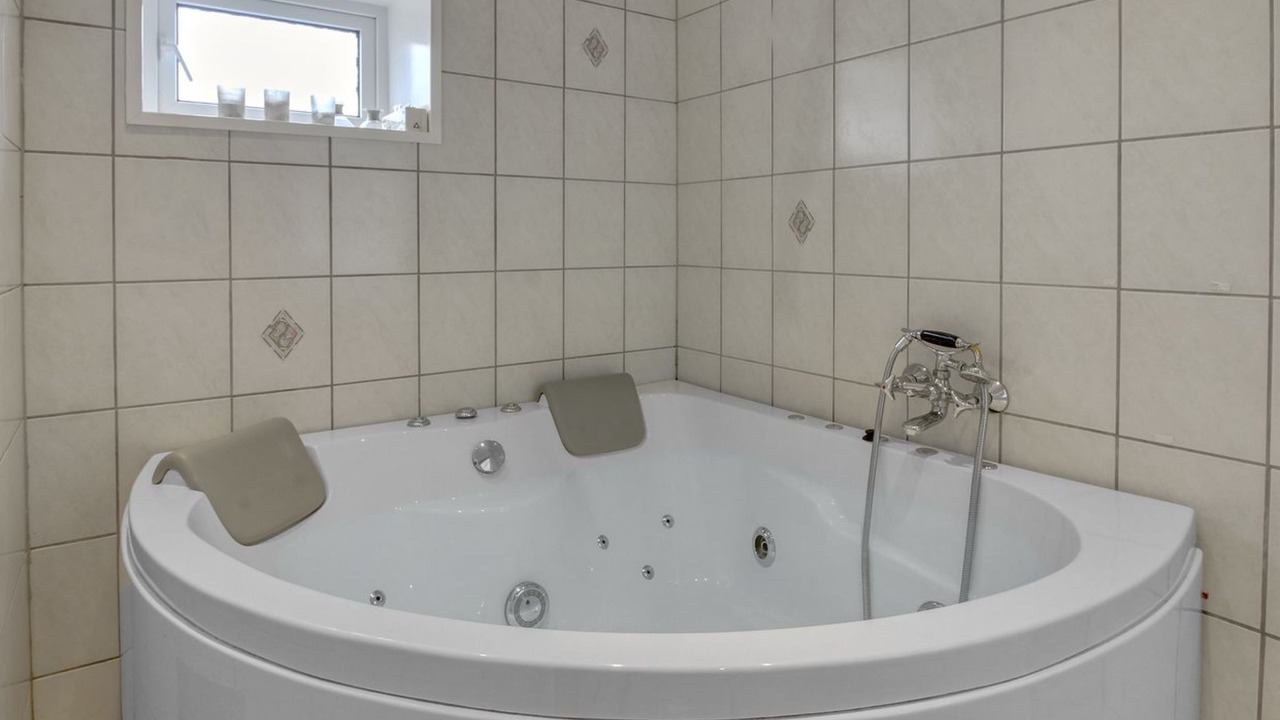Photo of Bathroom in Ballum