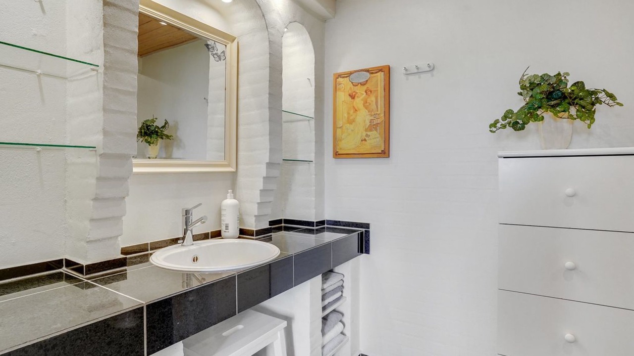 Photo of Bathroom in Hjerpsted