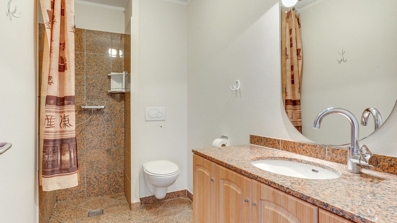 Photo of Bathroom in Ballum