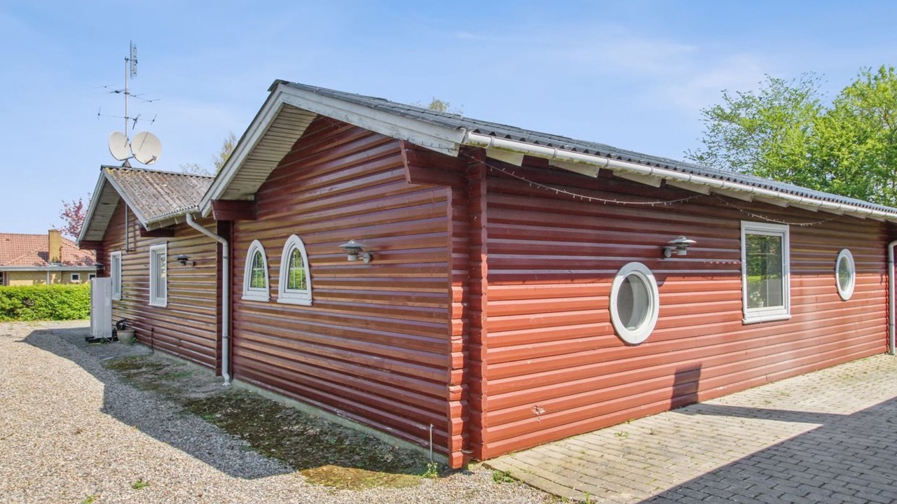 Photo of Others in Hojer