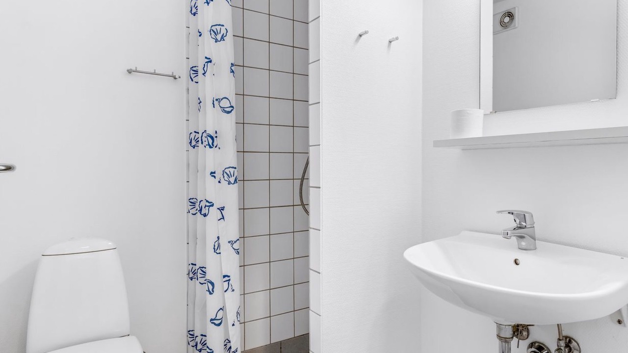 Photo of Bathroom in Emmerlev