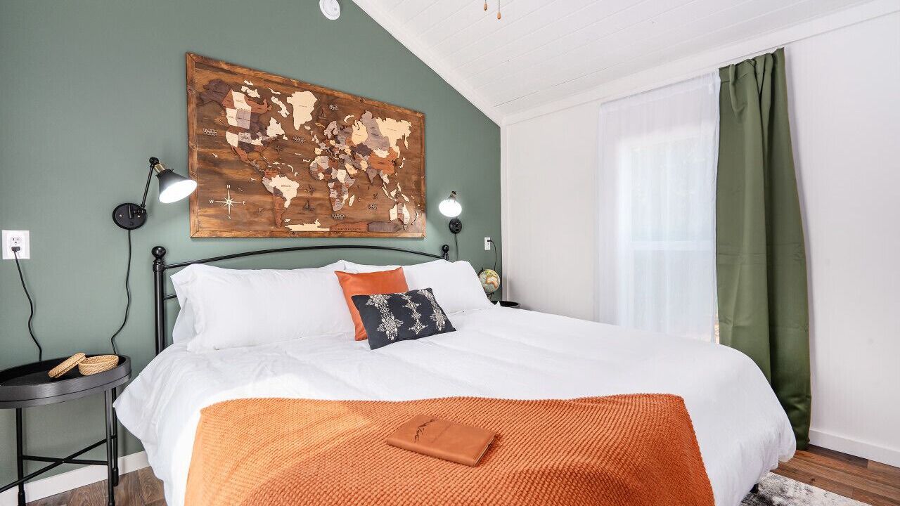 Photo of Bedroom in Guntersville