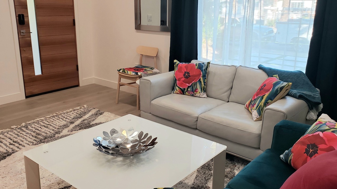 Photo of Livingroom in North Fair Oaks