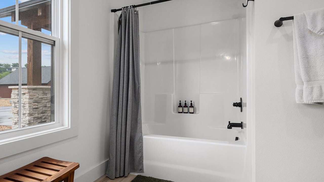Photo of Bathroom in Branson