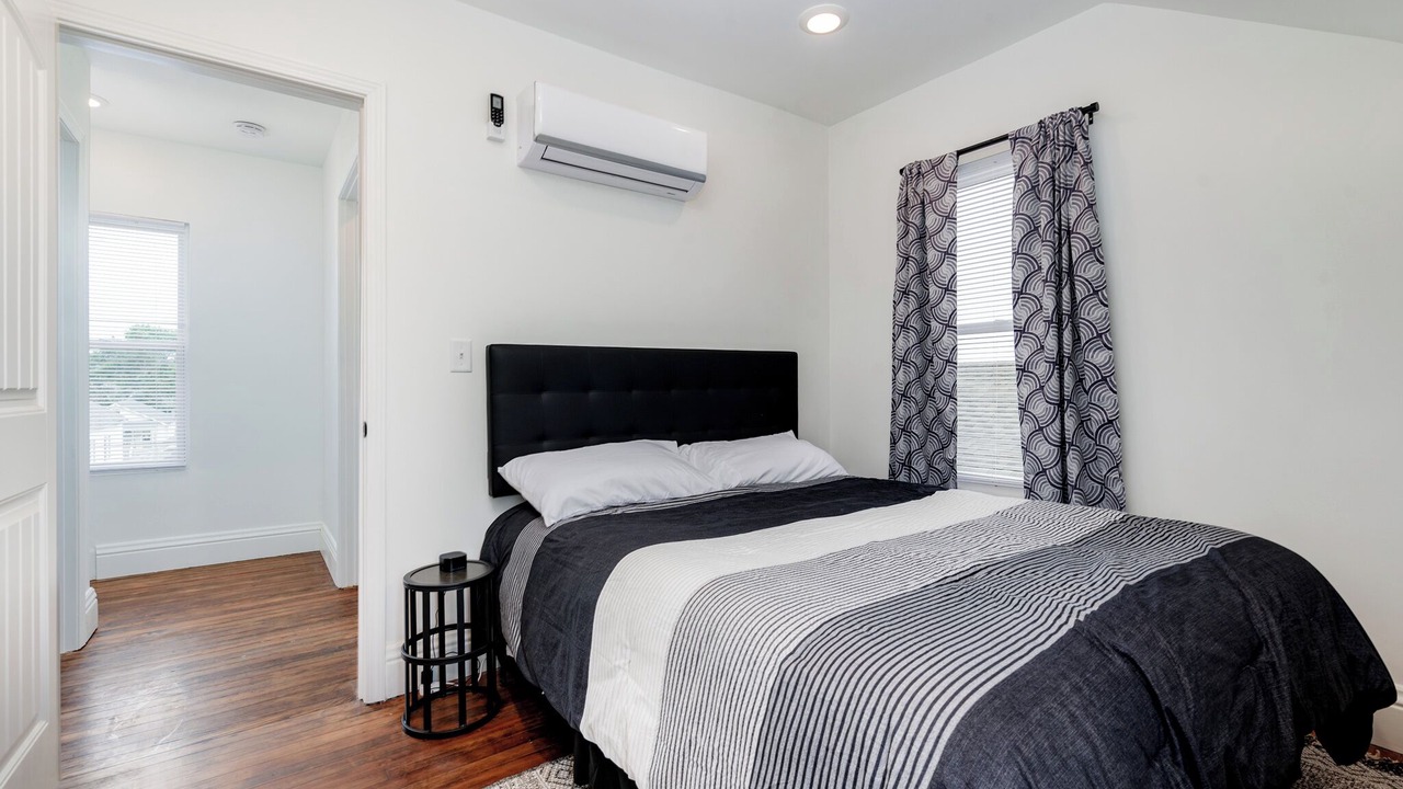 Photo of Bedroom in Tower Grove South