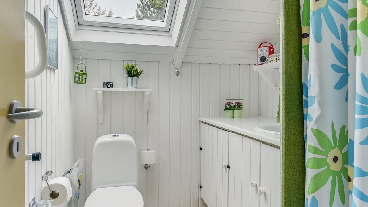 Photo of Bathroom in Næs