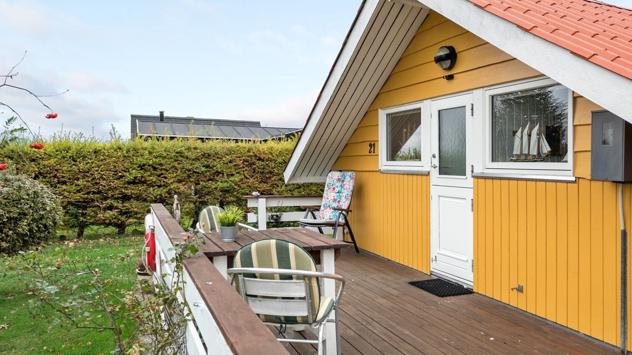 Photo of Others in Næs