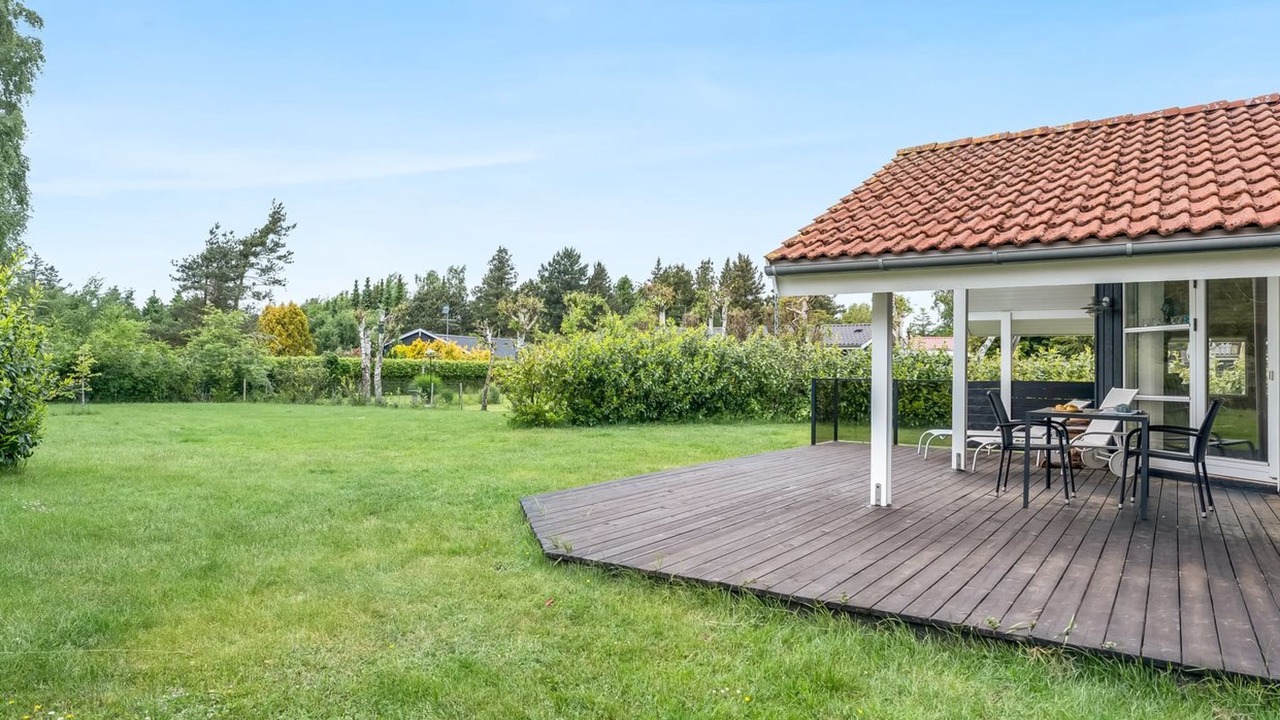Photo of Others in Bøtø By