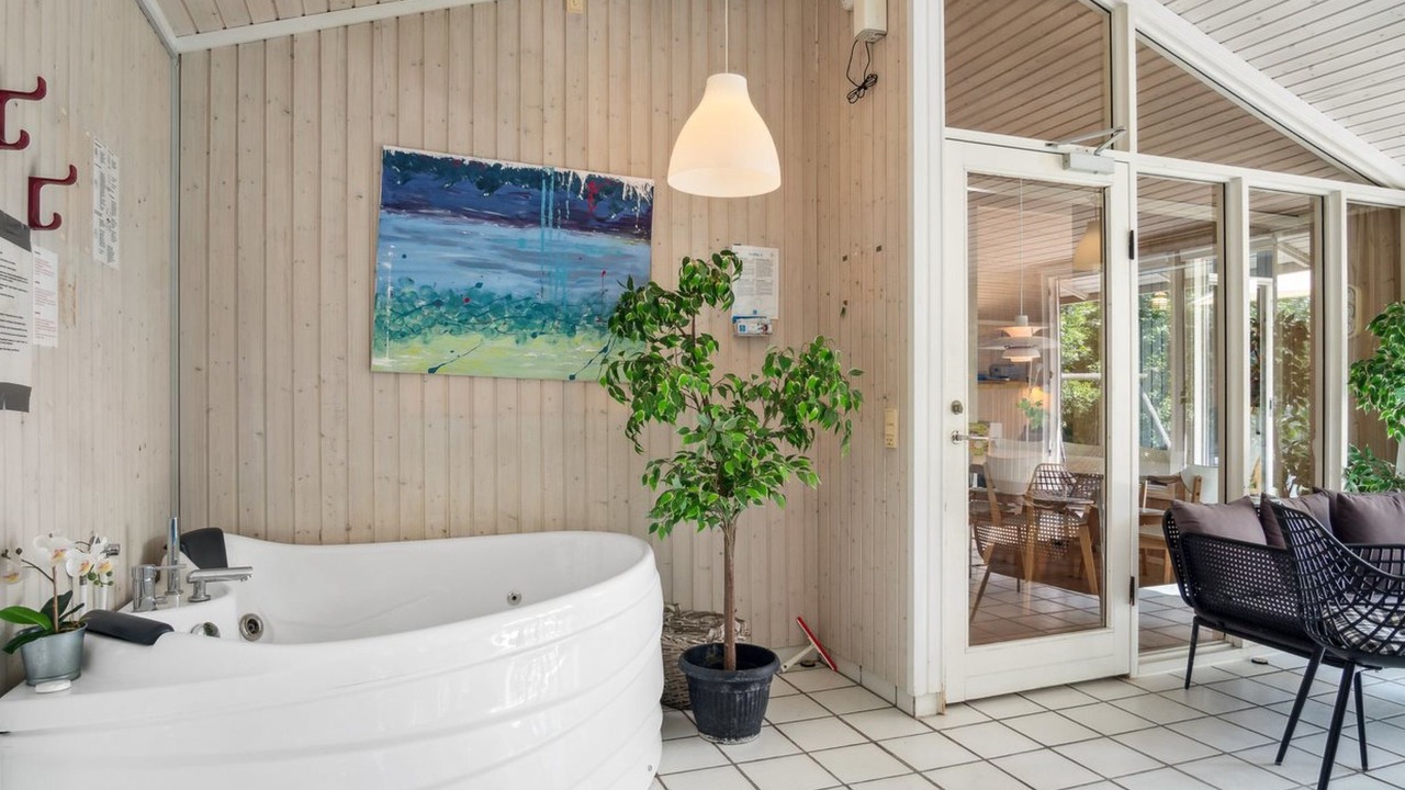 Photo of Bathroom in Frolunde
