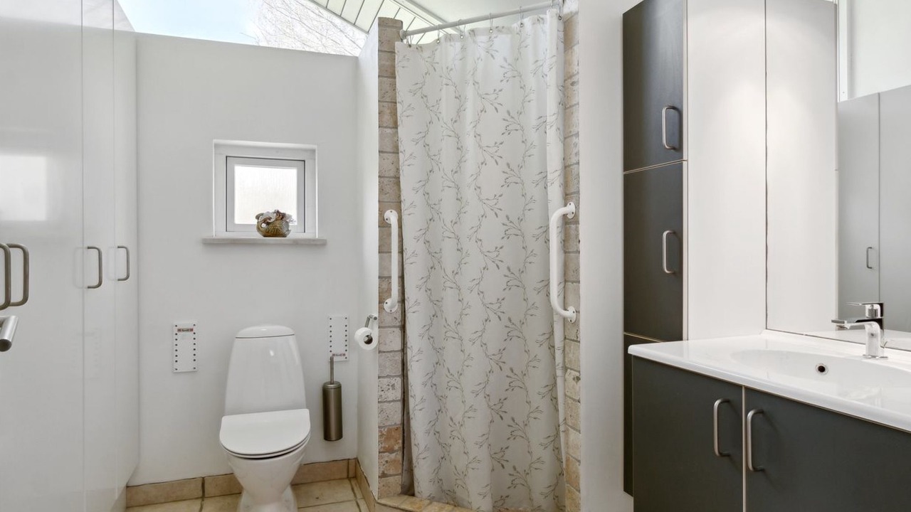 Photo of Bathroom in Holbaek