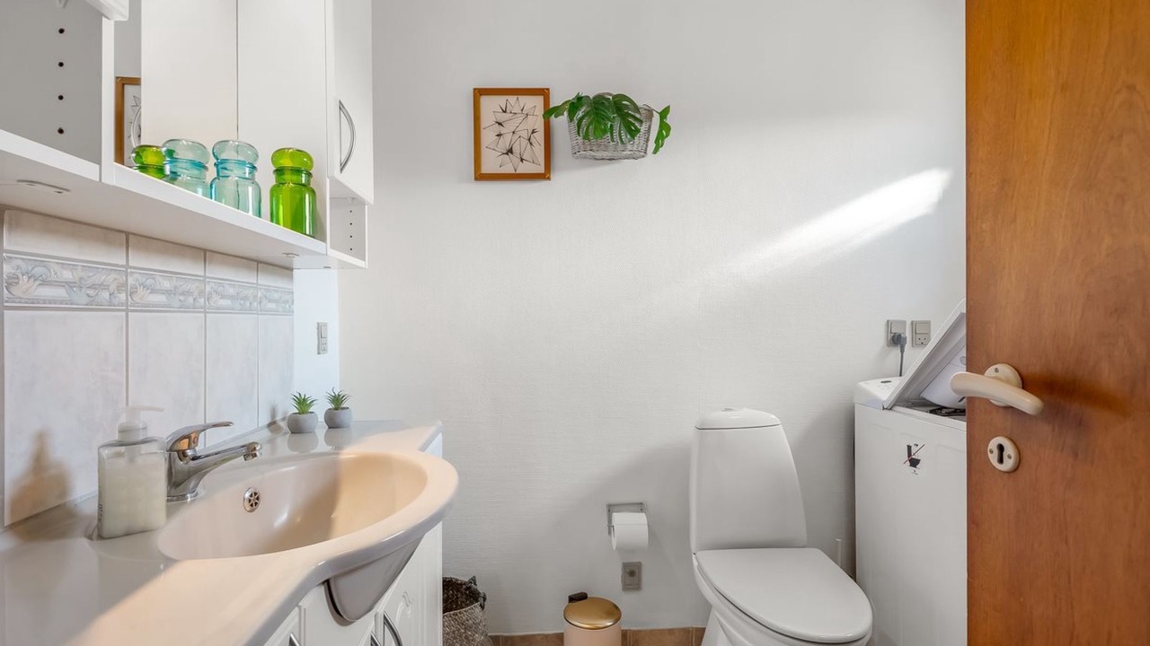 Photo of Bathroom in Dannemare