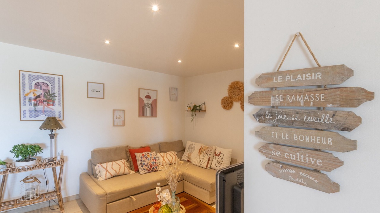 Photo of Livingroom in Saint-Privat