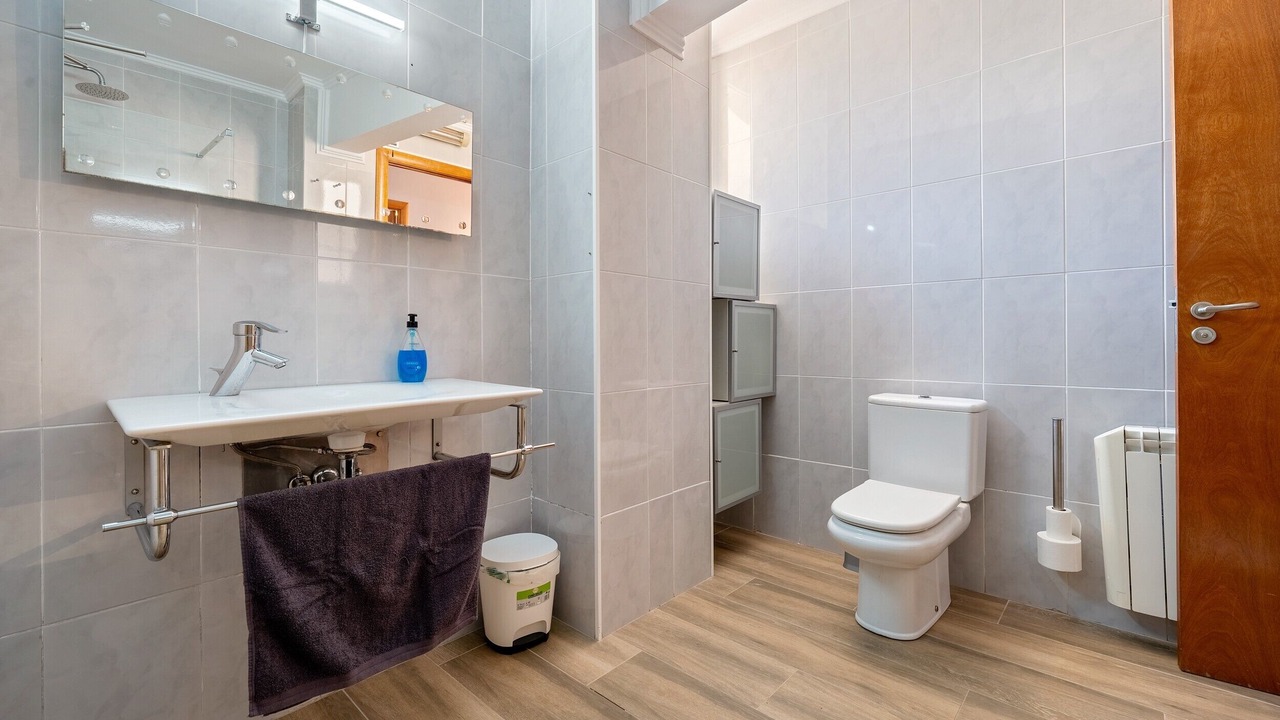 Photo of Bathroom in Aldover