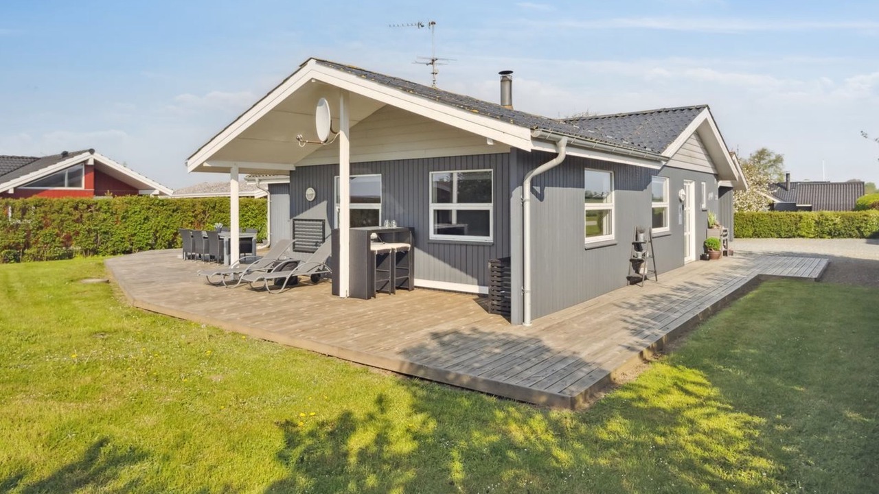 Photo of Others in Flovt Strand