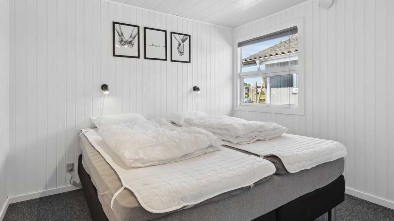 Photo of Others in Flovt Strand