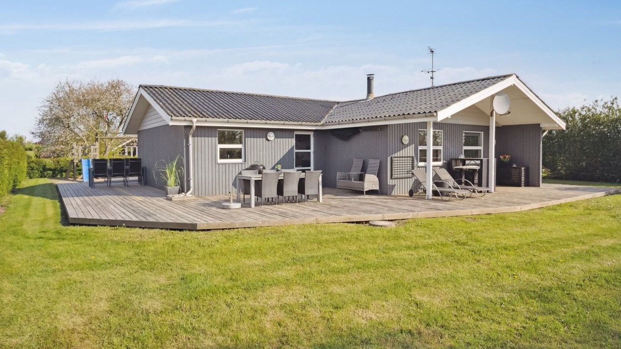 Photo of Others in Flovt Strand