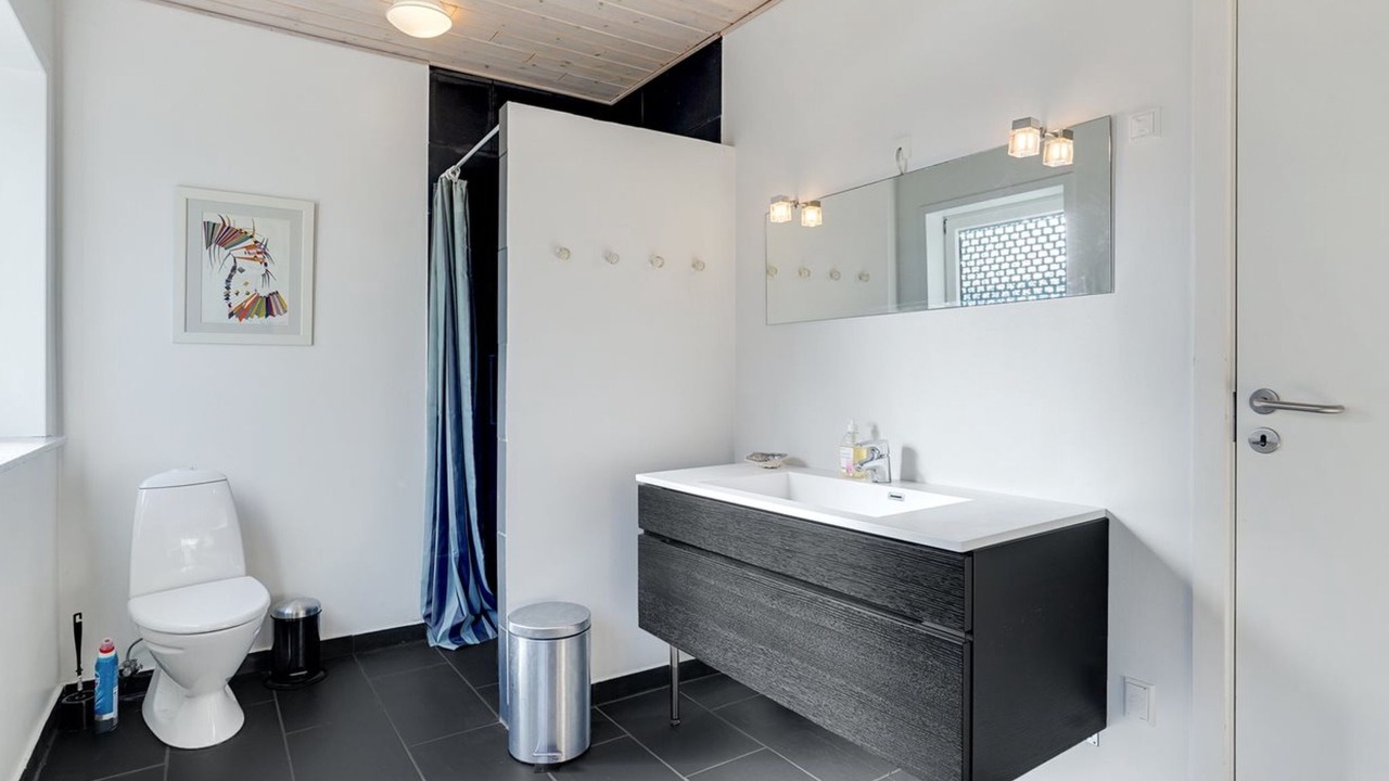 Photo of Bathroom in Bredebro