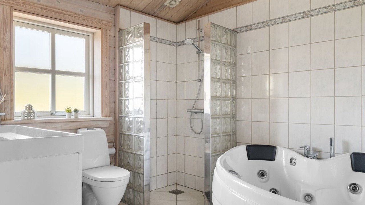 Photo of Bathroom in Spodsbjerg
