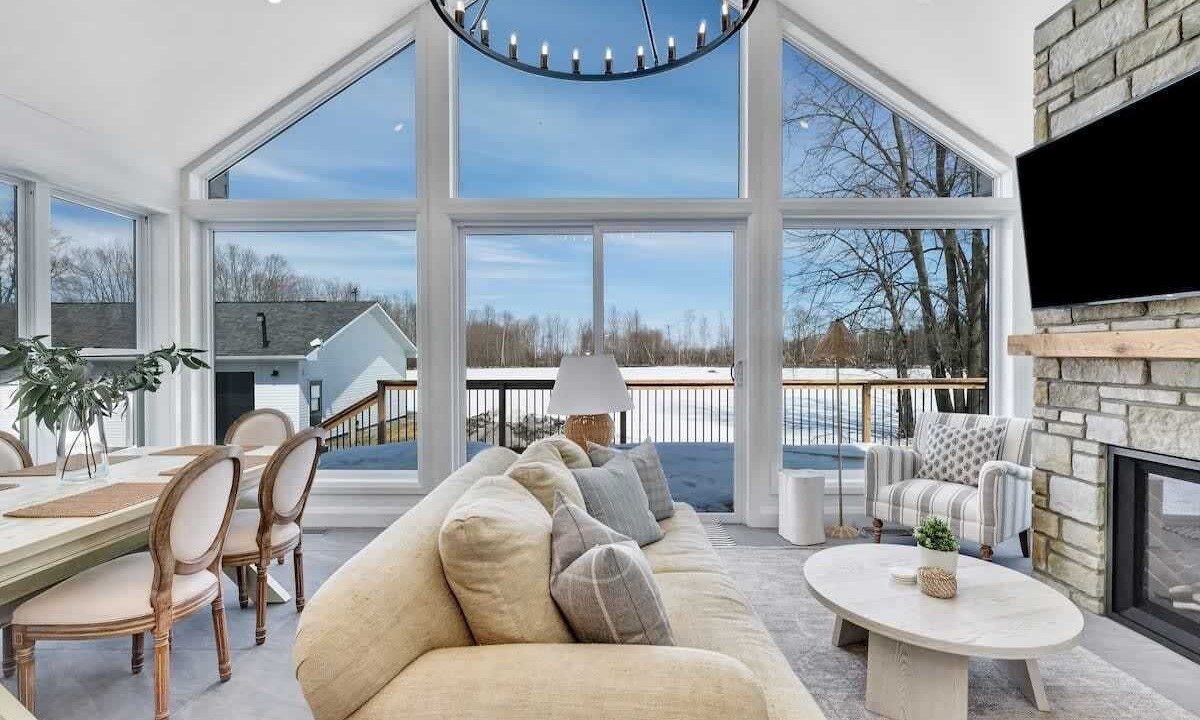Photo of Livingroom in Mississippi Mills