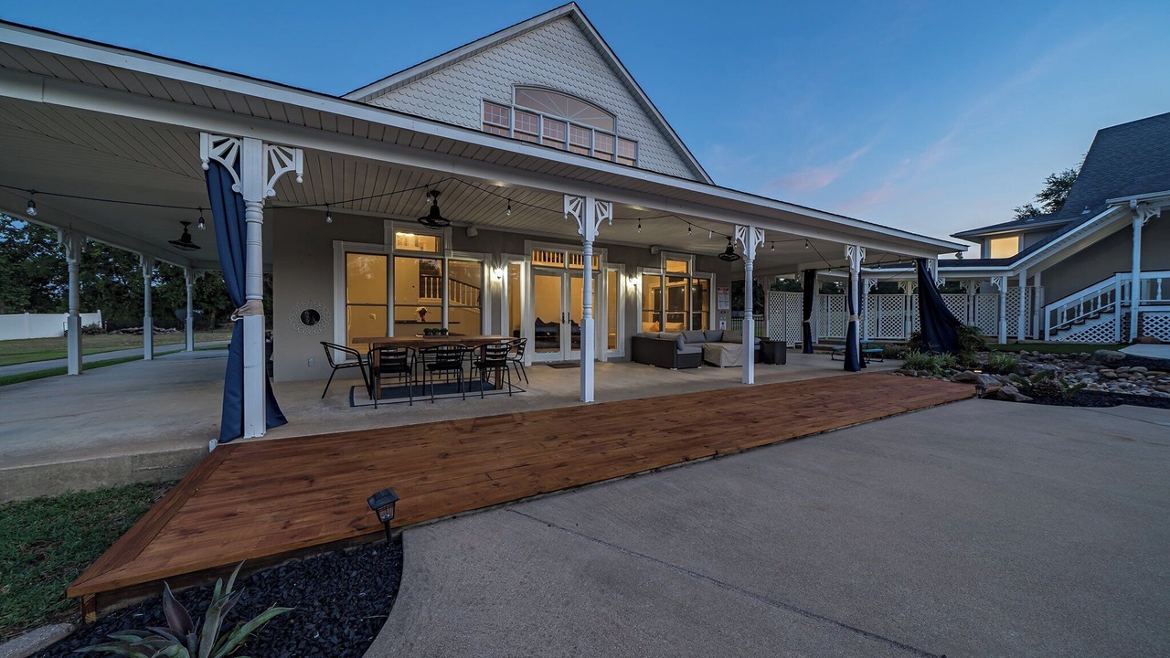 Photo of Outdoor in Tyler