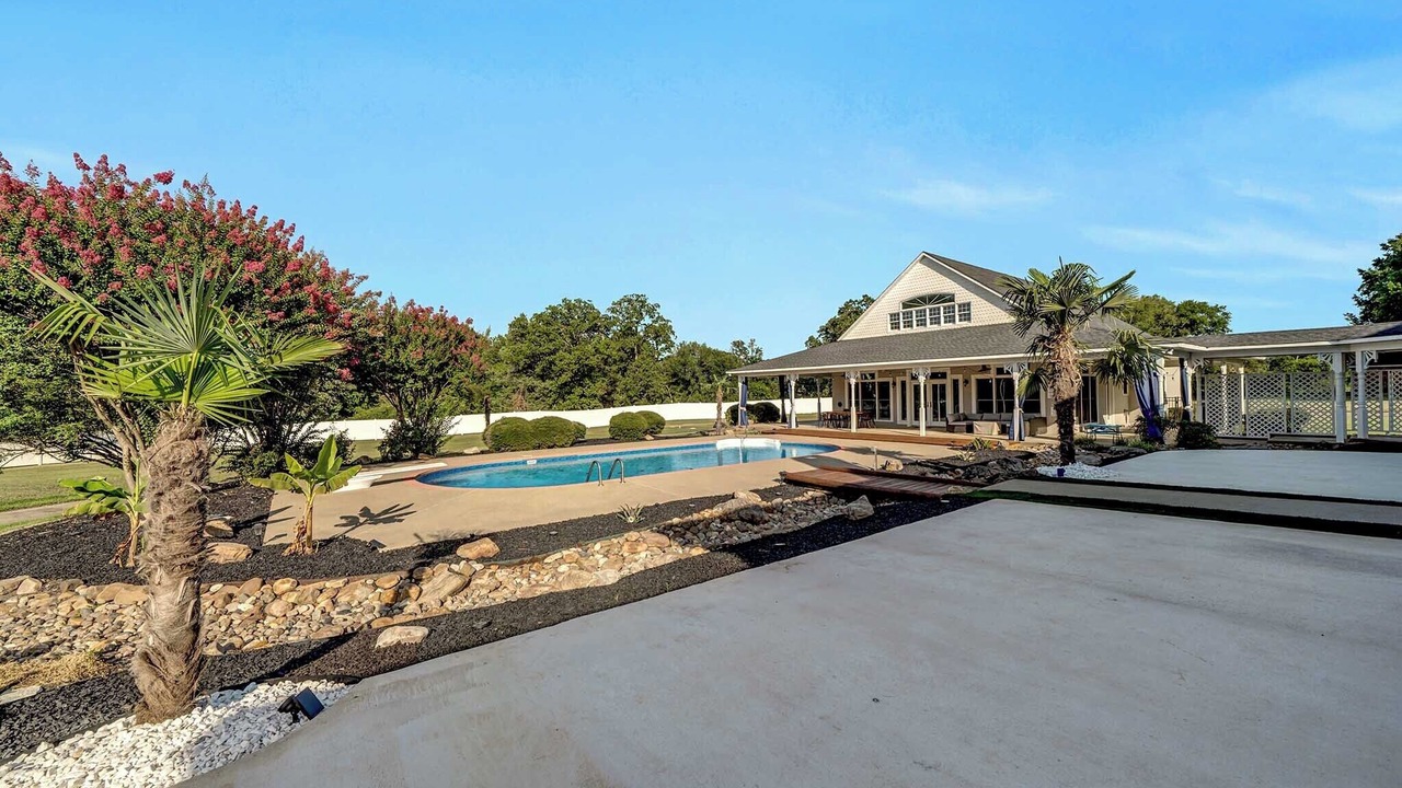 Photo of Outdoor in Tyler