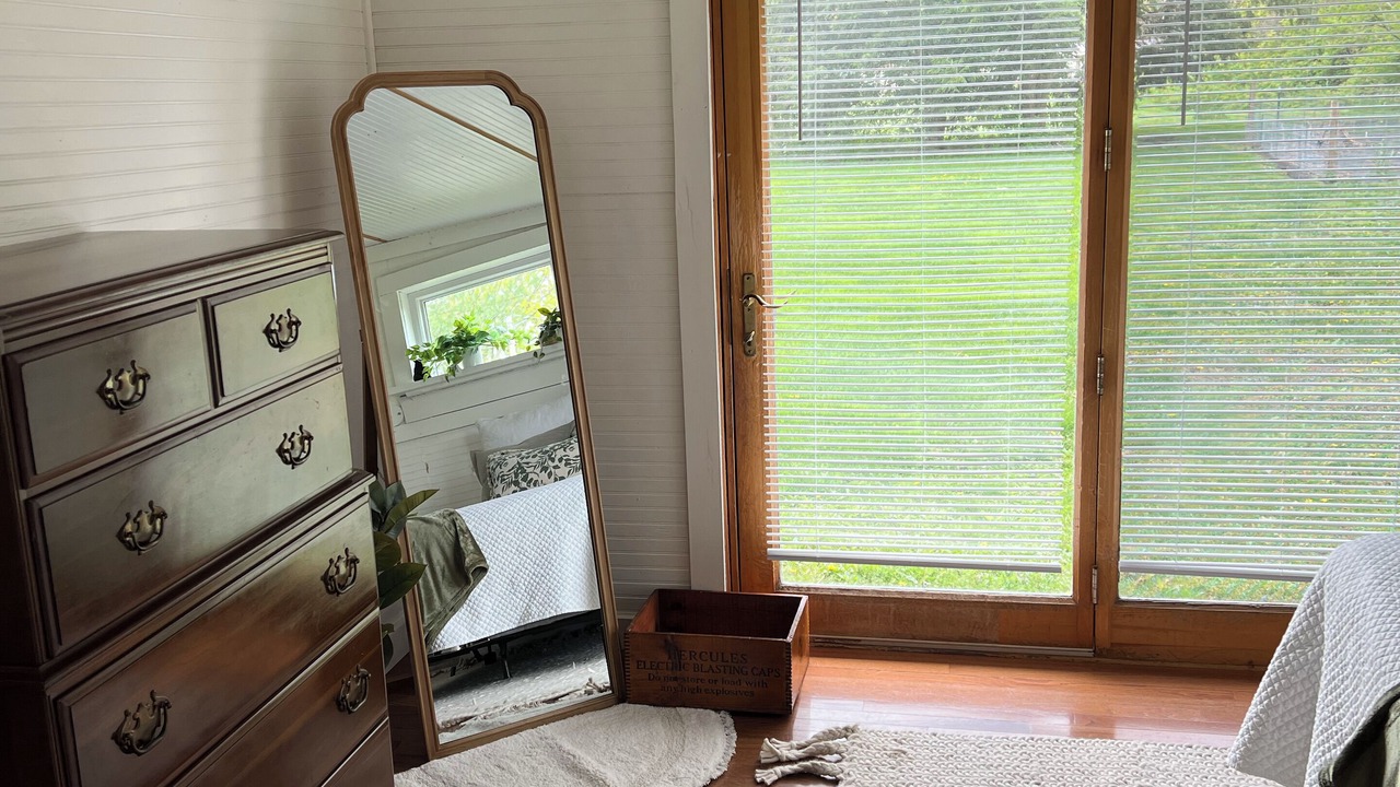 Photo of Bedroom in Jersey Shore