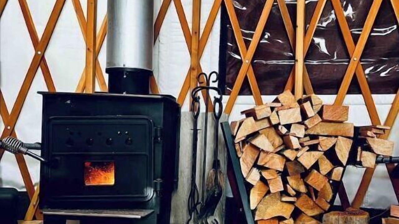 Photo of Others in Victor