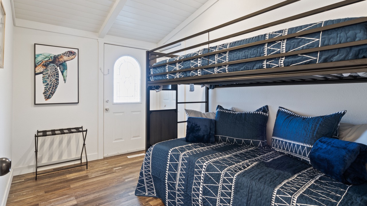 Photo of Bedroom in Camdenton