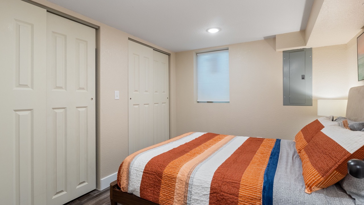 Photo of Bedroom in Camdenton