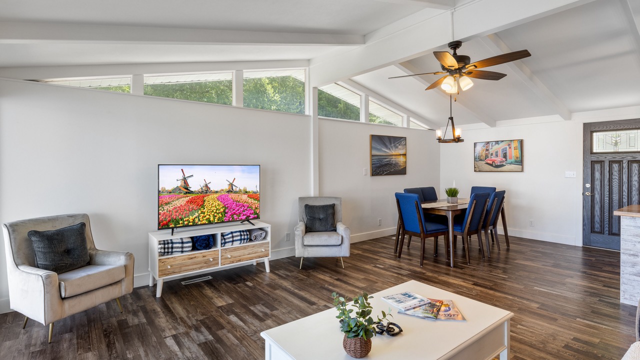Photo of Bedroom in Camdenton