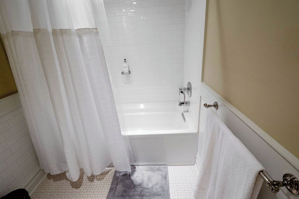 Photo of Bathroom in Pella
