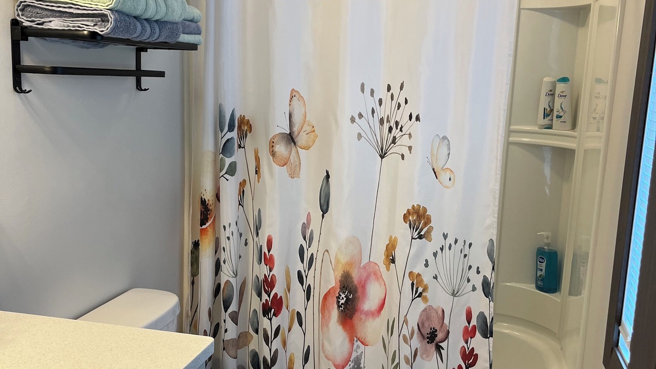 Photo of Bathroom in The Galena Territory