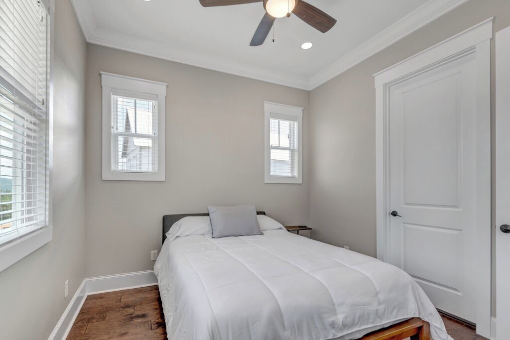 Photo of Bedroom in Guntersville