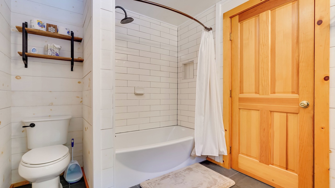 Photo of Bathroom in Bolton Landing