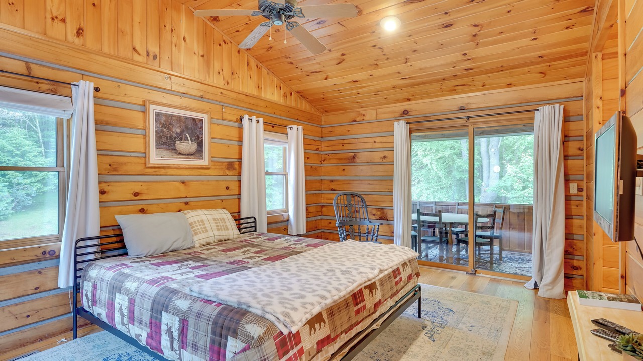Photo of Bedroom in Bolton Landing