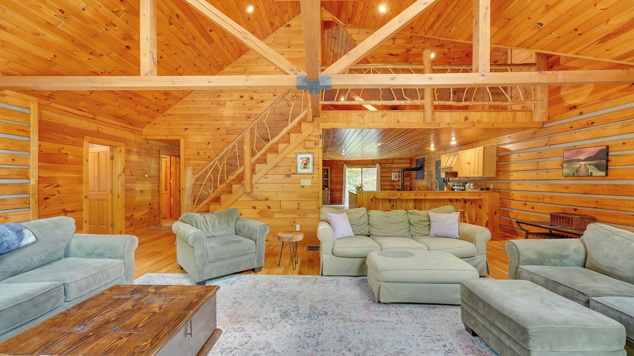 Photo of Livingroom in Bolton Landing