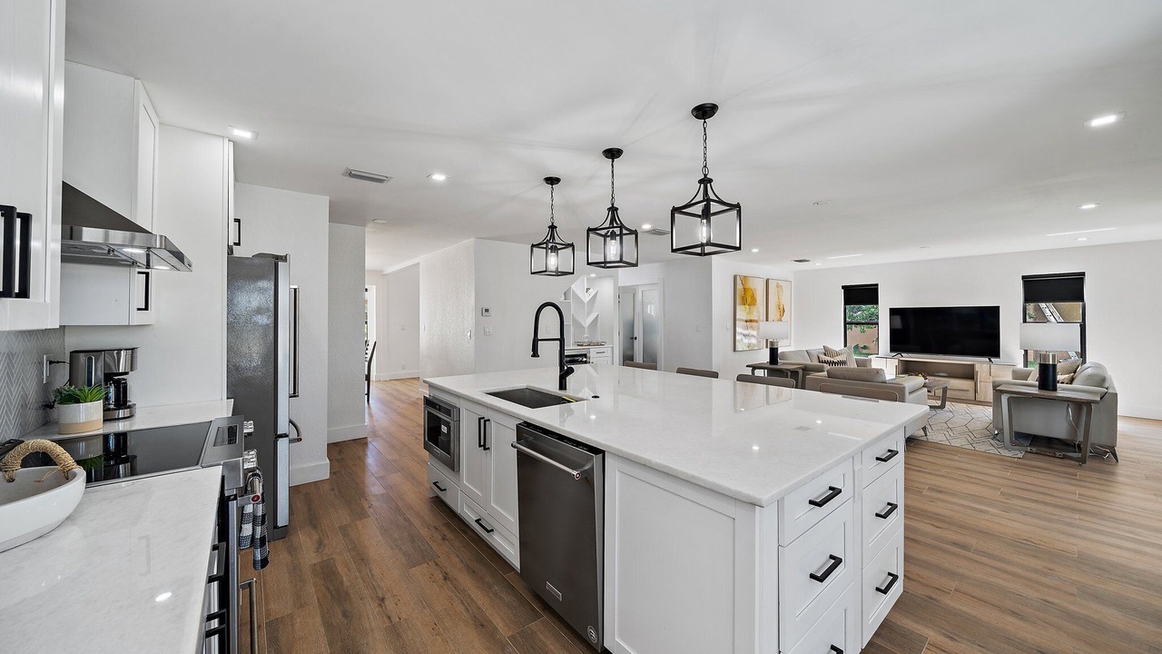 Photo of Kitchen in Greenview Shores