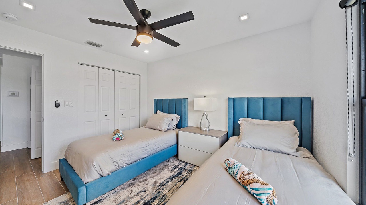 Photo of Bedroom in Greenview Shores
