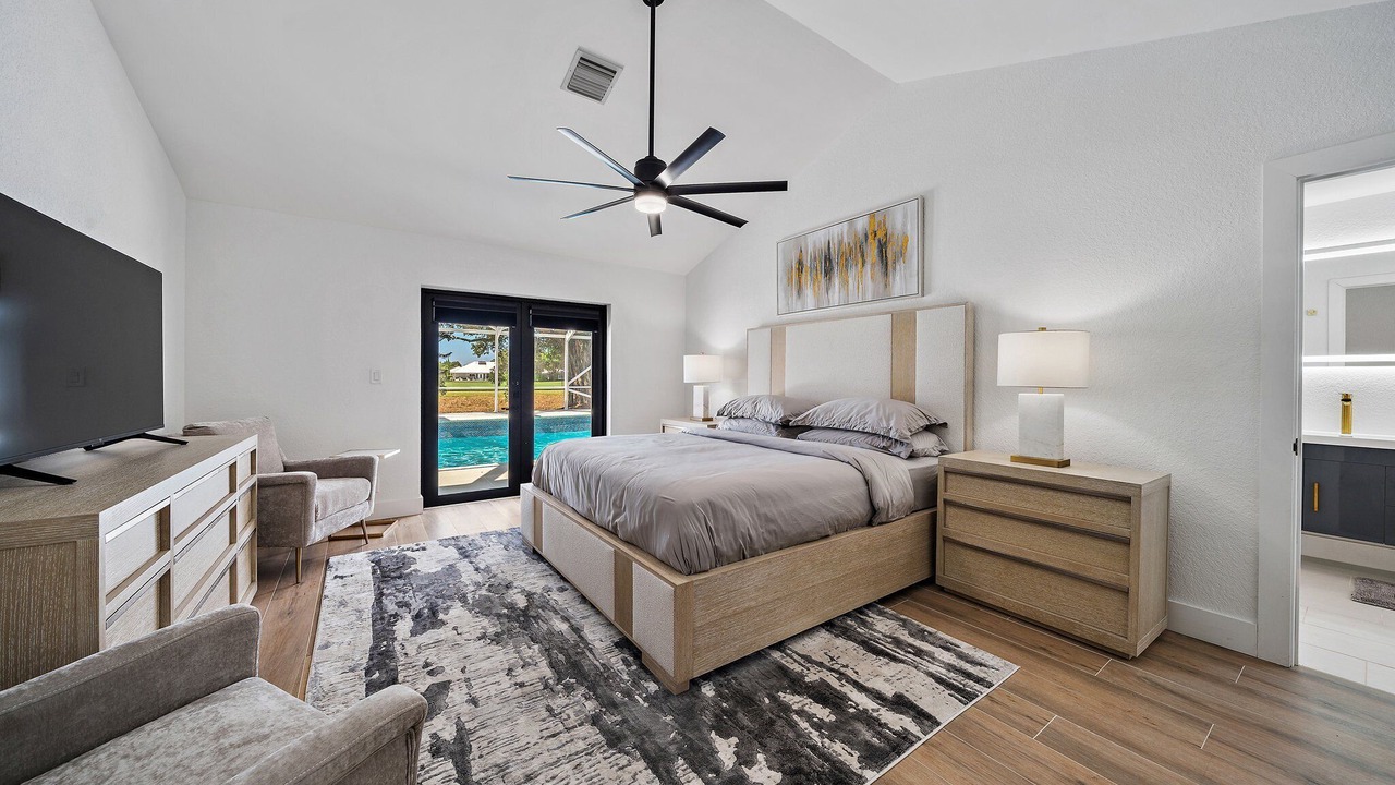 Photo of Bedroom in Greenview Shores
