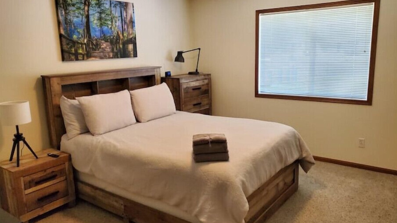 Photo of Bedroom in Holiday Hills