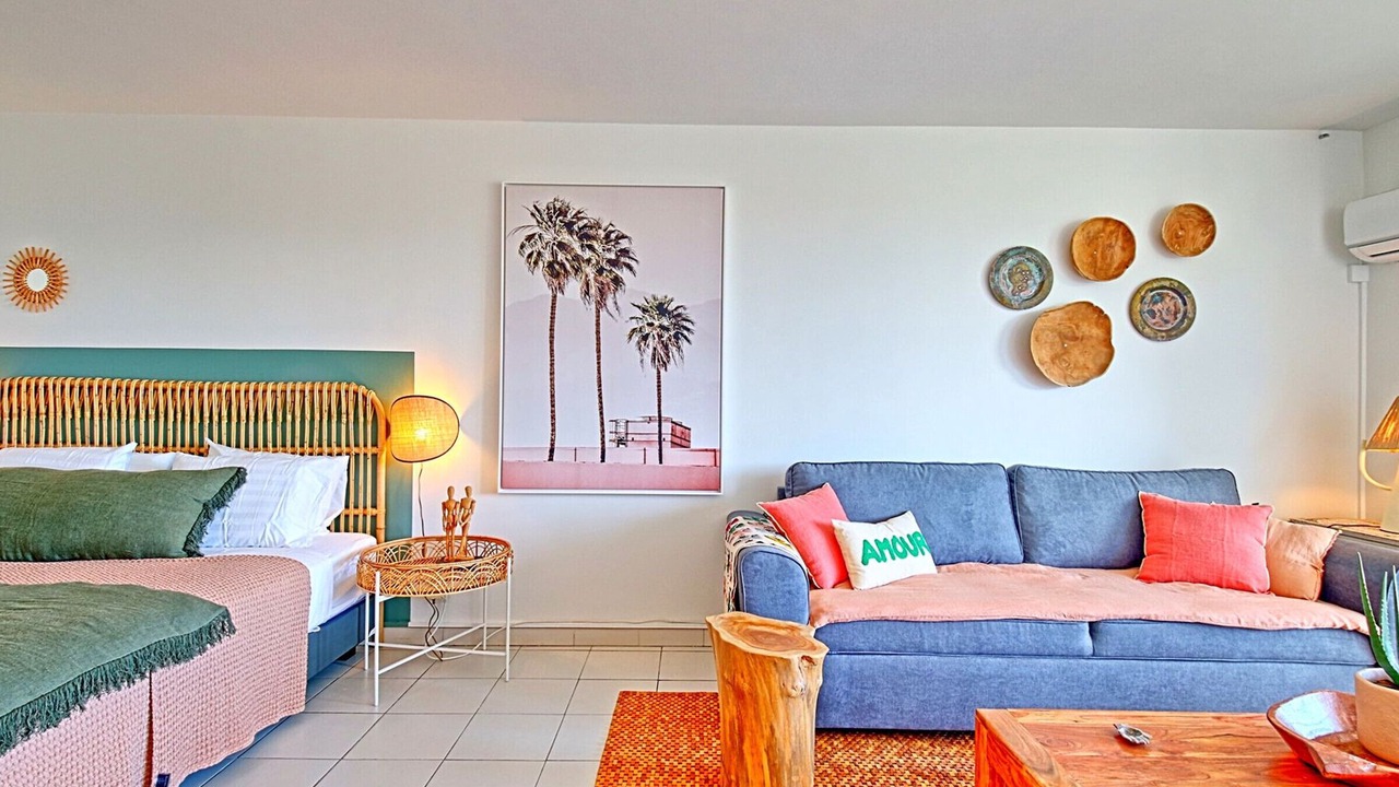 Photo of Livingroom in Orient Bay