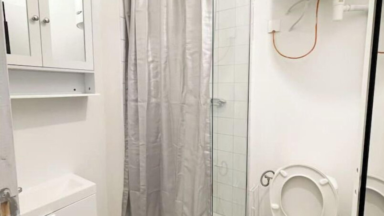 Photo of Bathroom in Houilles