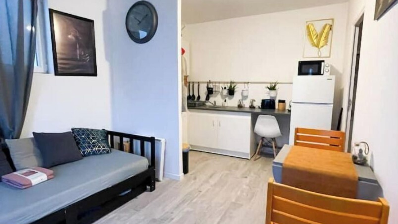 Photo of Livingroom in Houilles