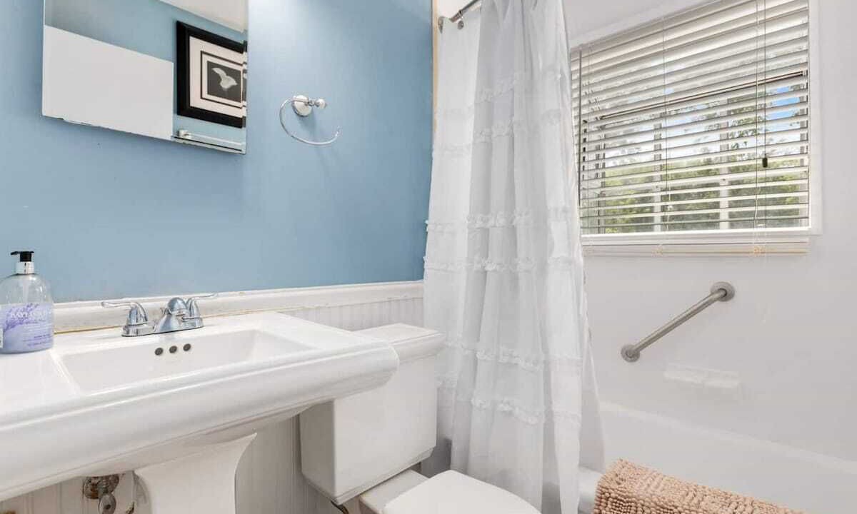 Photo of Bathroom in Selby-on-the-Bay