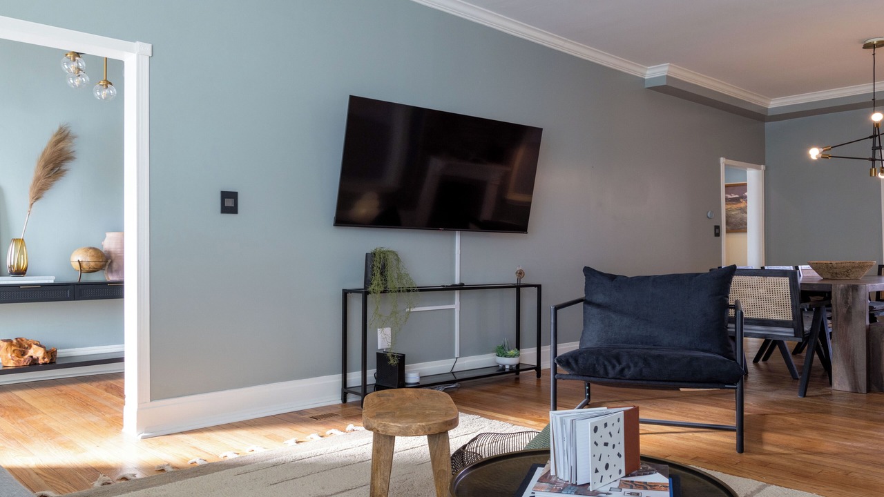 Photo of Livingroom in Central West End