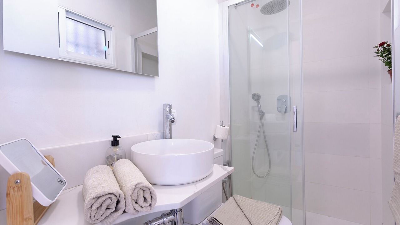 Photo of Bathroom in Urbanizacion Hacienda las Chapas