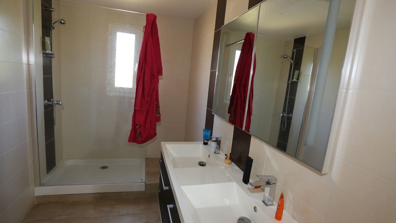 Photo of Bathroom in Vendres